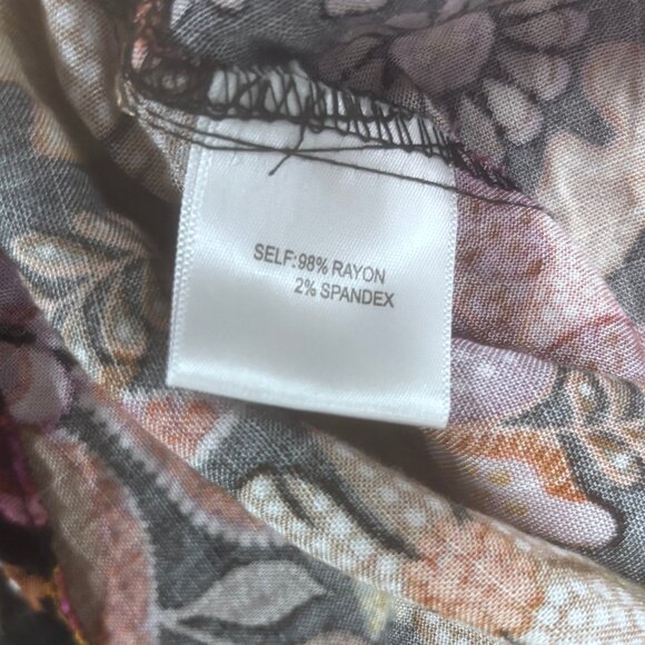 Batik Floral Print Button Down Top, Size M - Picture 6 of 7